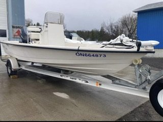 Pathfinder 20' Center Console