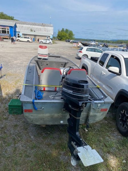 1988 Sea Nymph fishing boat