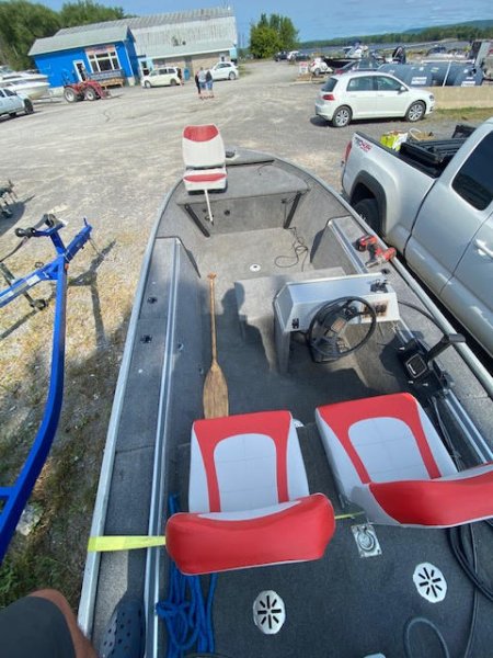 1988 Sea Nymph fishing boat